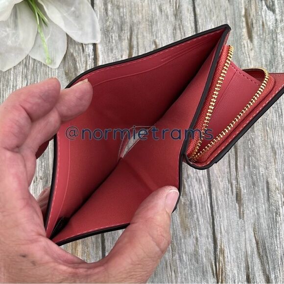 Coach X Peanuts Leather Snap Wallet With Lucy Bag Purse - Picture 8 of 10